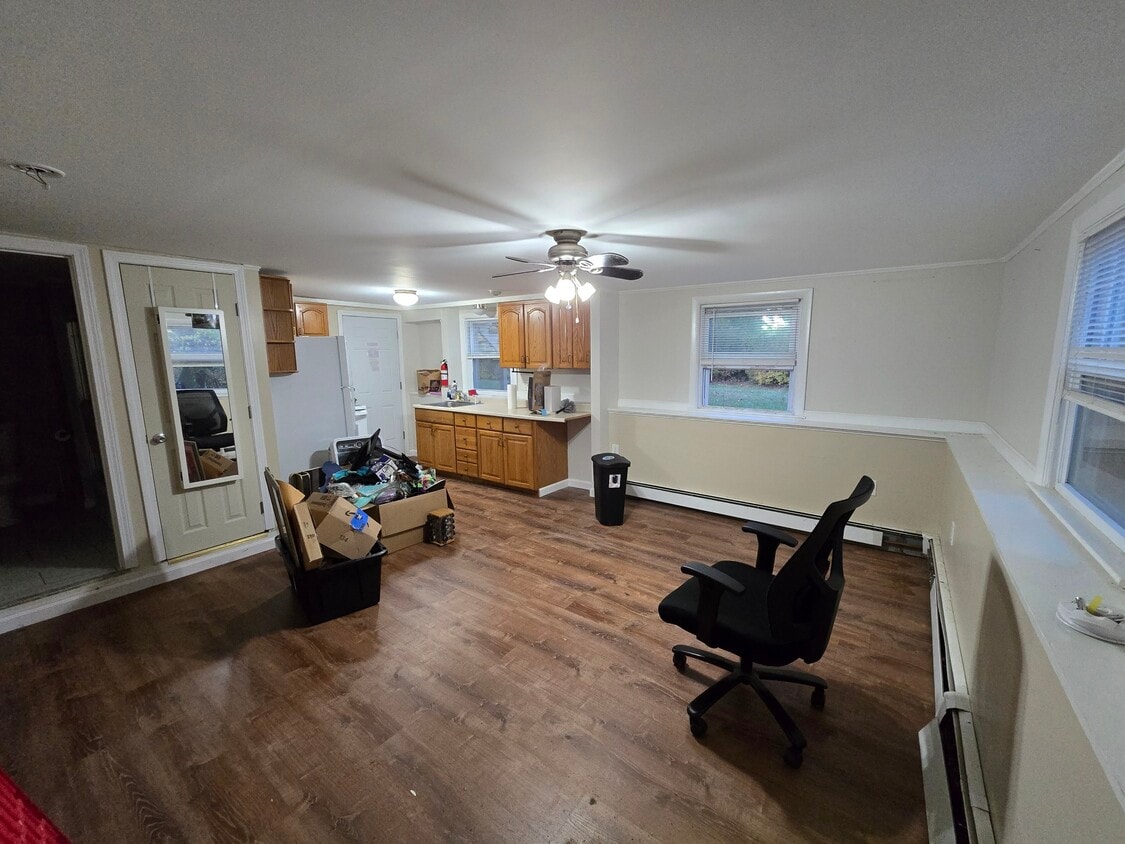 Primary Photo - 278 Newcomb Rd