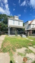 Building Photo - 1526 Cypress Ave