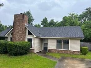 Building Photo - 609 Demere Street