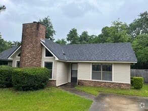 Building Photo - 609 Demere Street