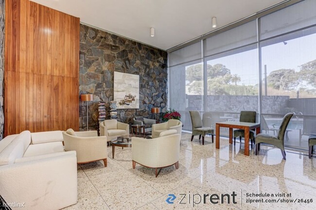 Building Photo - 1 br, 1 bath Condo - 1050 North Point Stre...