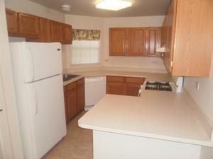Building Photo - 2 Stonegate Ct