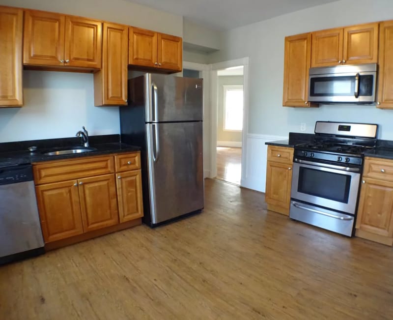 Photo - 102 Saxton Street - 3