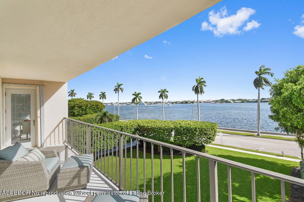 Primary Photo - 1801 S Flagler Dr