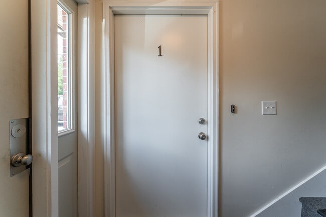 Photo - 468 Greenville Hwy (Brevard, NC) Townhome