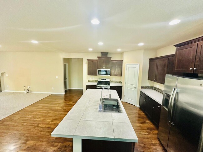 Foto del edificio - 17010 NW Tristan St
