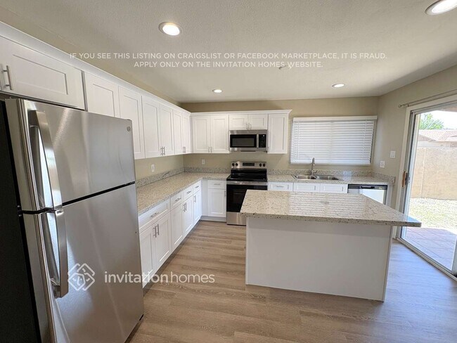 Foto del edificio - 4603 W Luke Ave