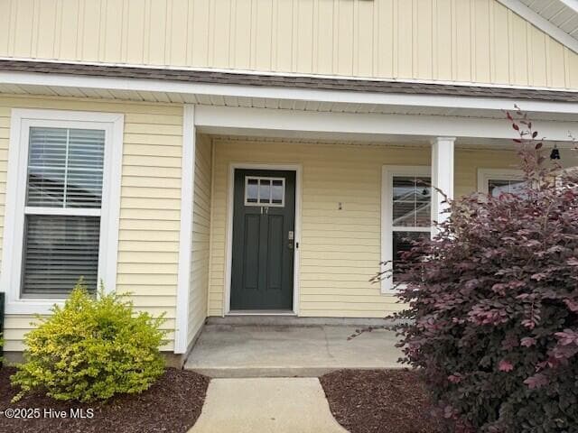 Building Photo - 17 Biscayne Dr