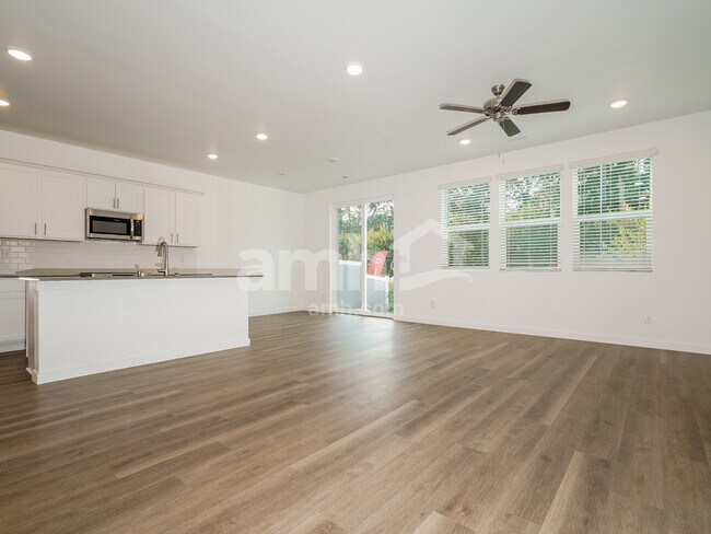 Foto del edificio - 5004 Washington St SE