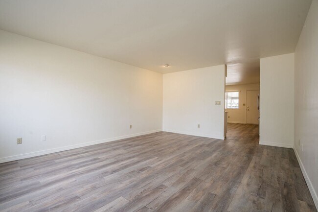 Foto del edificio - Newly Updated 3 Bed, 1 Bath Duplex in West Fort Collins