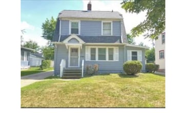 Building Photo - 17100 Maple Heights Blvd