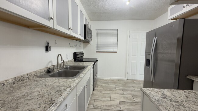 Foto del edificio - 1480 Alecia Dr