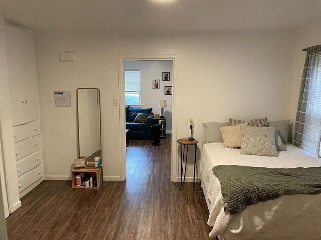 Foto del edificio - 3203 33rd St