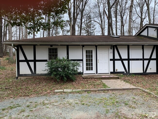 Building Photo - 125 Wild Primrose Ln