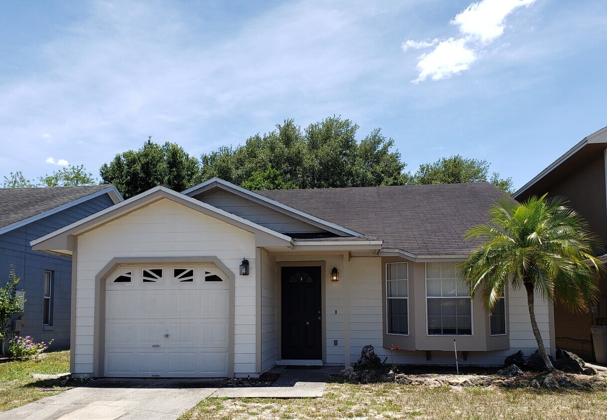 Foto principal - 9326 Bud Wood St