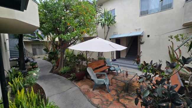 Photo - 12015 Lamanda St Apartment