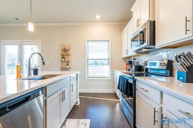 Foto del edificio - 16308 Trestle St