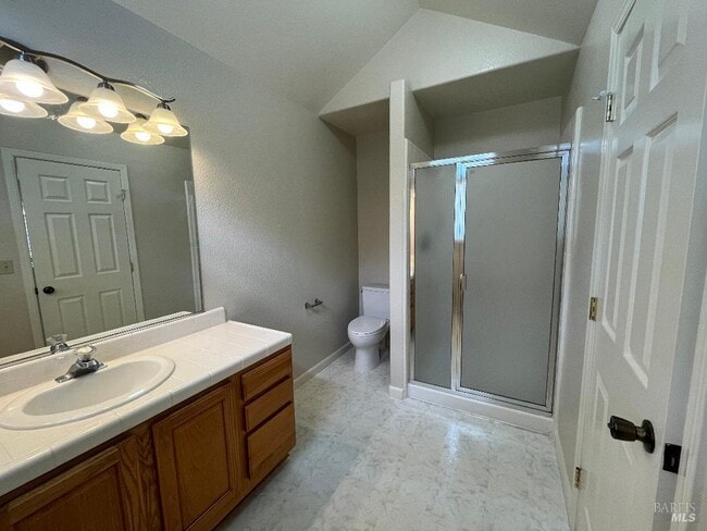 Building Photo - 12 Monterey Ct