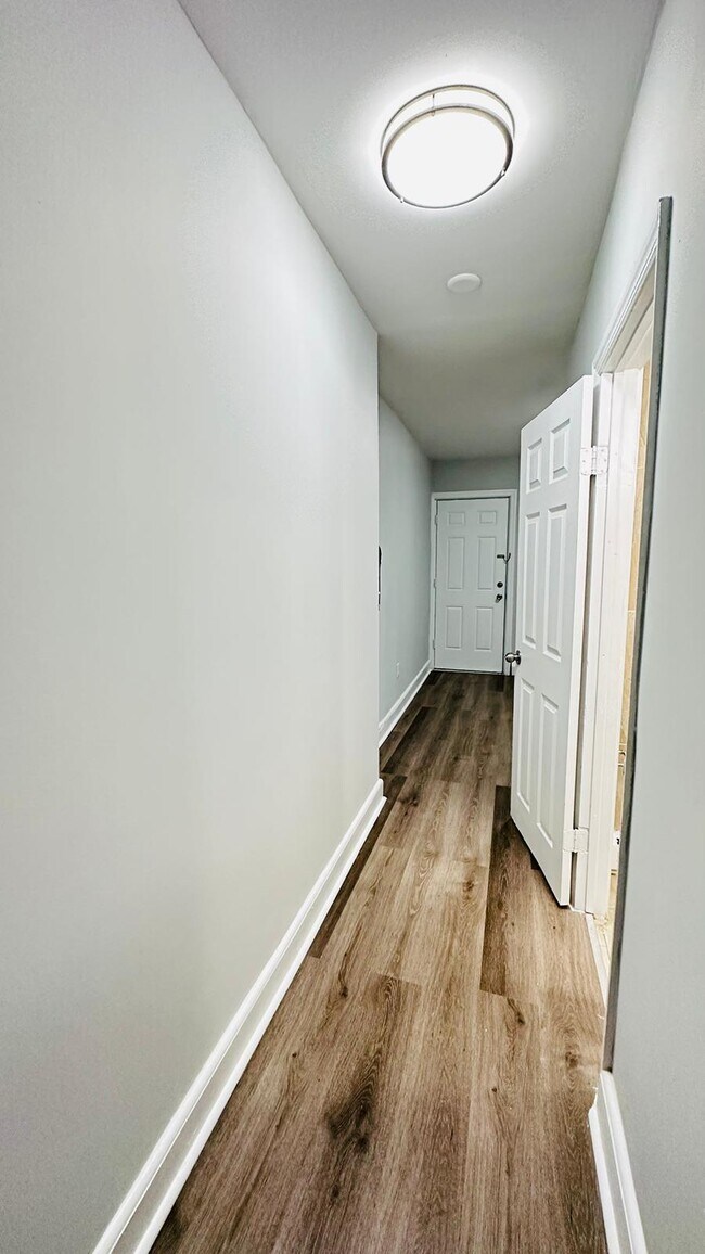 Foto del edificio - 237 Rosa Parks Blvd