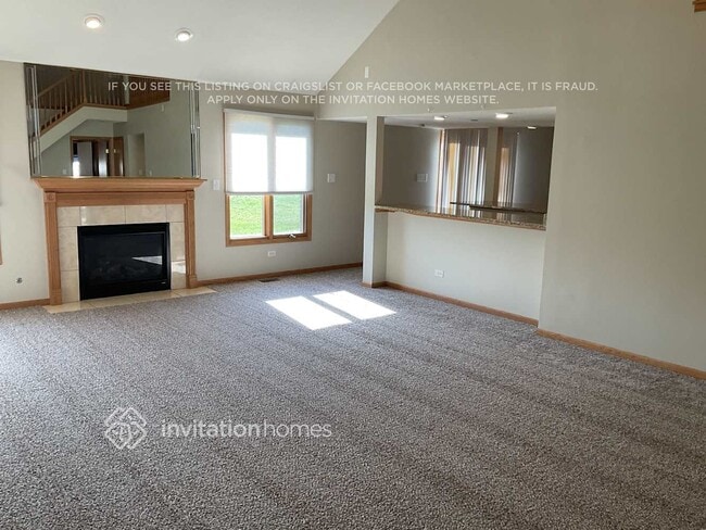 Building Photo - 1021 Amlin Terrace
