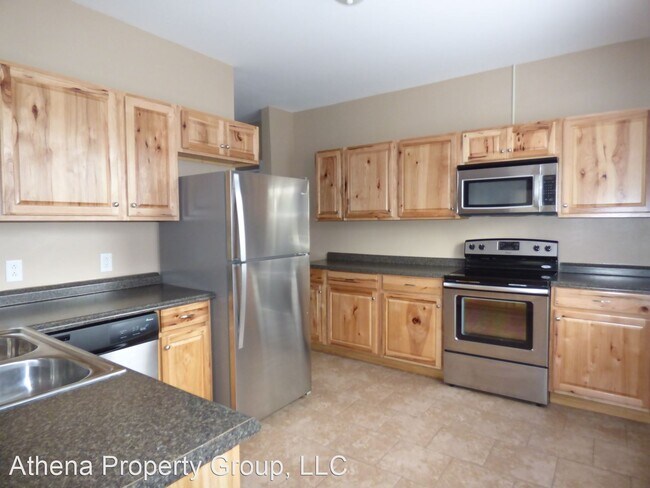 Building Photo - 5 br, 2 bath House - 1111 Harmony St