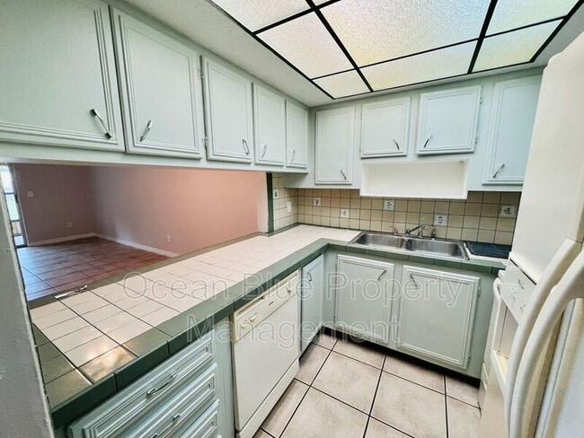 Building Photo - 3421 Tricon Ln