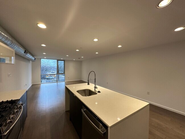 Foto del edificio - 1417 N 7th St