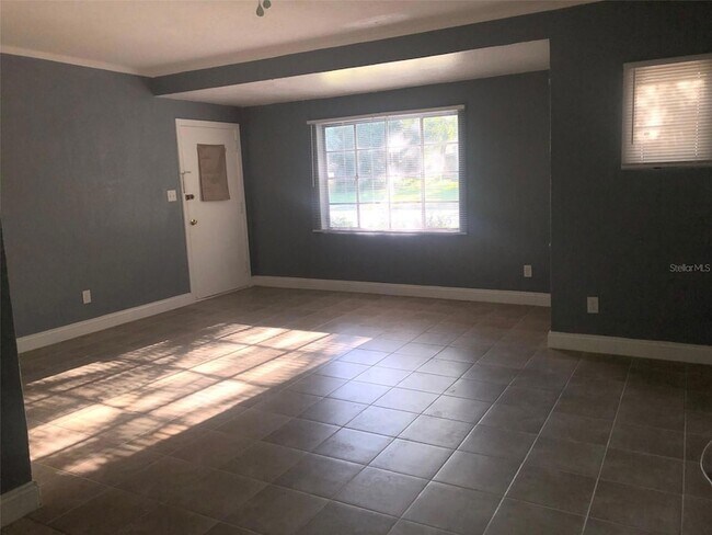 Foto del edificio - 2201 S Park Ave