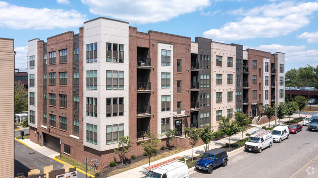 Foto del edificio - Lofts at Reston Station