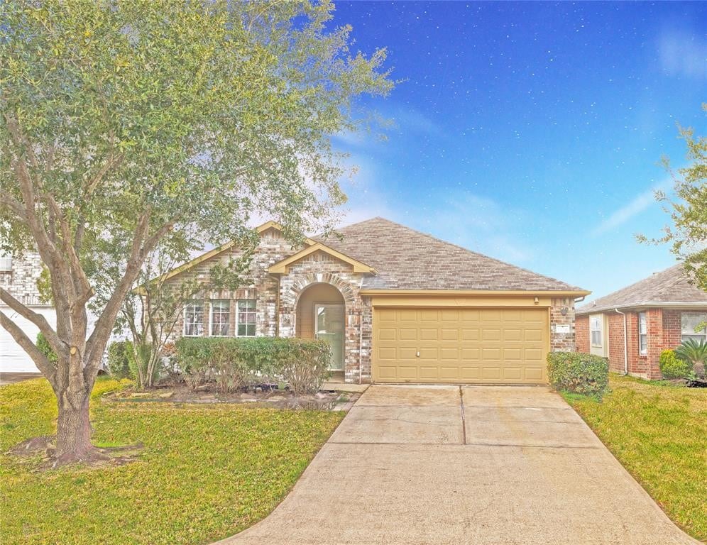 14031 Littleborne Birdwell Ln, Houston, TX 77047 House Rental in