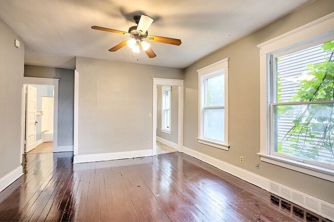 Dining Room - 419 N 2nd St