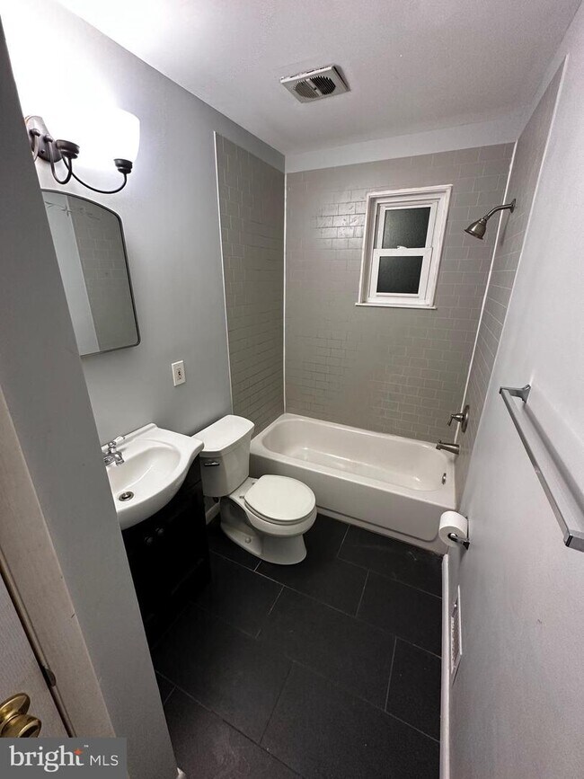 Foto del edificio - 4509 N Bouvier St
