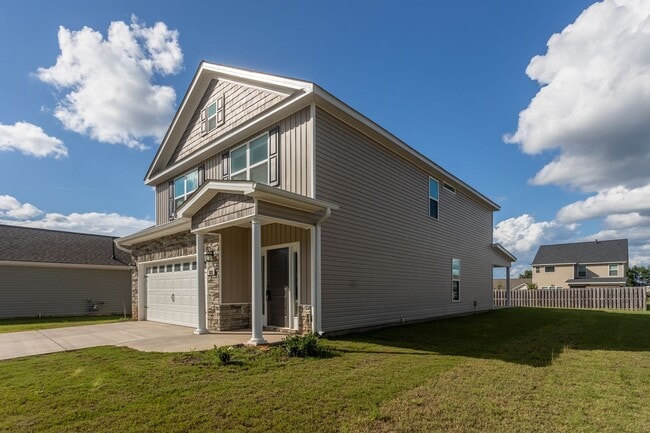 Building Photo - Welcome to Summerton Village!  $$ Ask about our free rent lease promo!