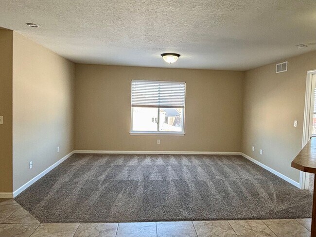 Foto del edificio - Feel Right at Home – Spacious 4 Bed / 3 Bath Duplex on Manhattan’s East Side