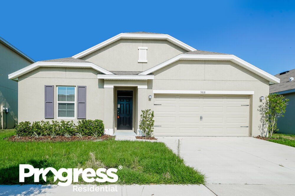 9818 Warm Stone St, Thonotosassa, FL 33592 House Rental in
