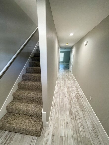 Building Photo - 2622 S Fannin Ave