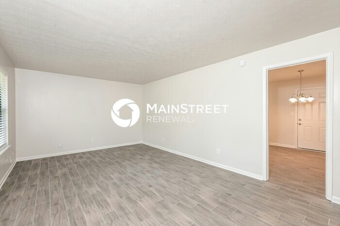 Foto principal - 3 Bedroom Pet-Friendly Home in RIVERDALE, ...