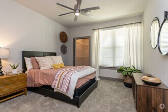2BR, 2BA - 1,177SF - The Reserve at Shoe Creek