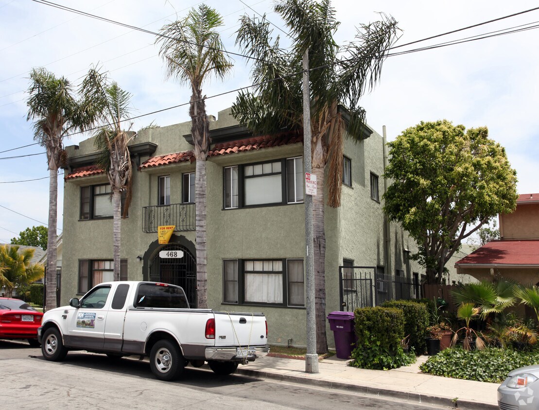 Building Photo - 468 Gaviota Ave