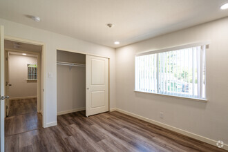 Santa Rosa Oaks - TWO MONTHS FREE RENT! photo'