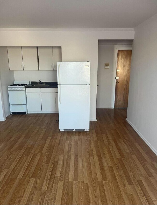 Foto del edificio - 2610 W Berwyn Ave