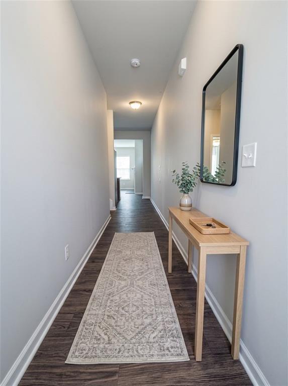 Foto del edificio - 3083 Cedar Glade Ln NE