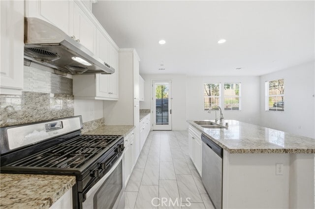 Building Photo - 2830 E Via Fiano