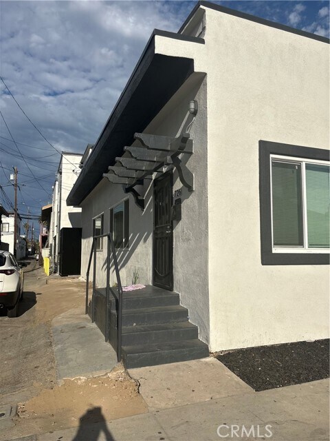 Foto del edificio - 730 Atlantic Ave