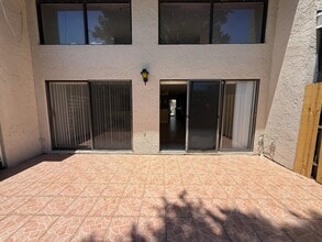 Building Photo - 5006 S University Dr