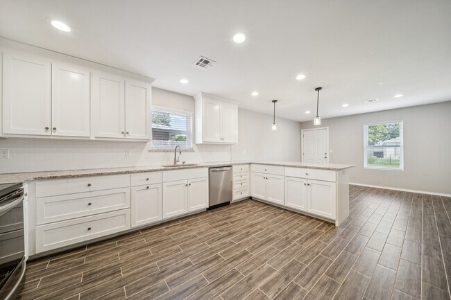 Foto del edificio - 5429 S Norfolk Ave