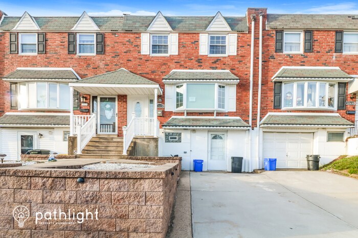 Foto principal - 12628 Chilton Road