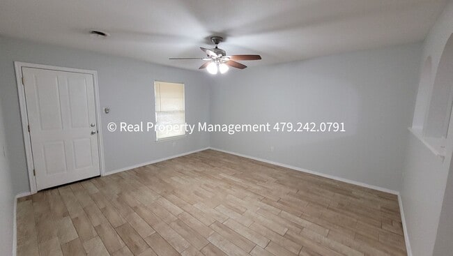 Building Photo - 3404 Iola Ave