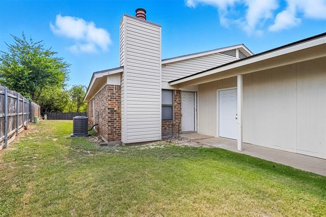 Foto del edificio - 2735 Countryside Ln