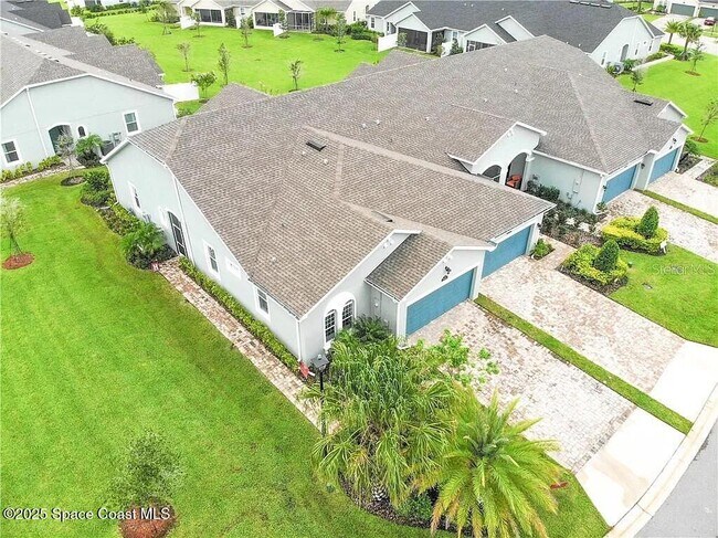 Foto del edificio - 7804 Loren Cove Dr